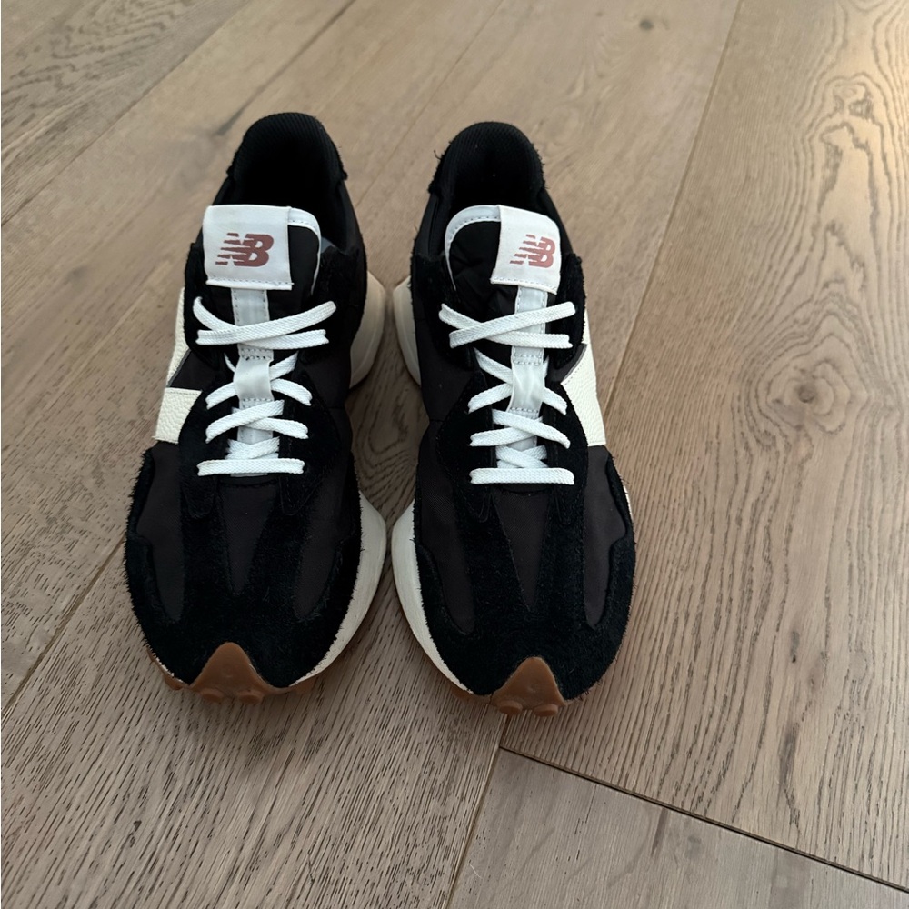 New Balance Black and White Sneakers with Classic Silhouette